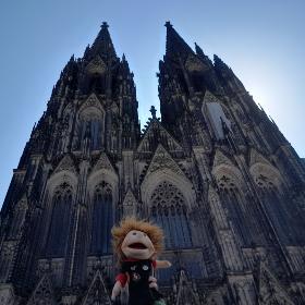 Basti vor dem Dom